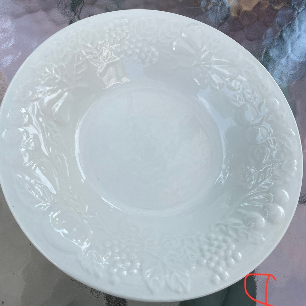 Set of Vintage Gibson Coupe Soup Bowls
